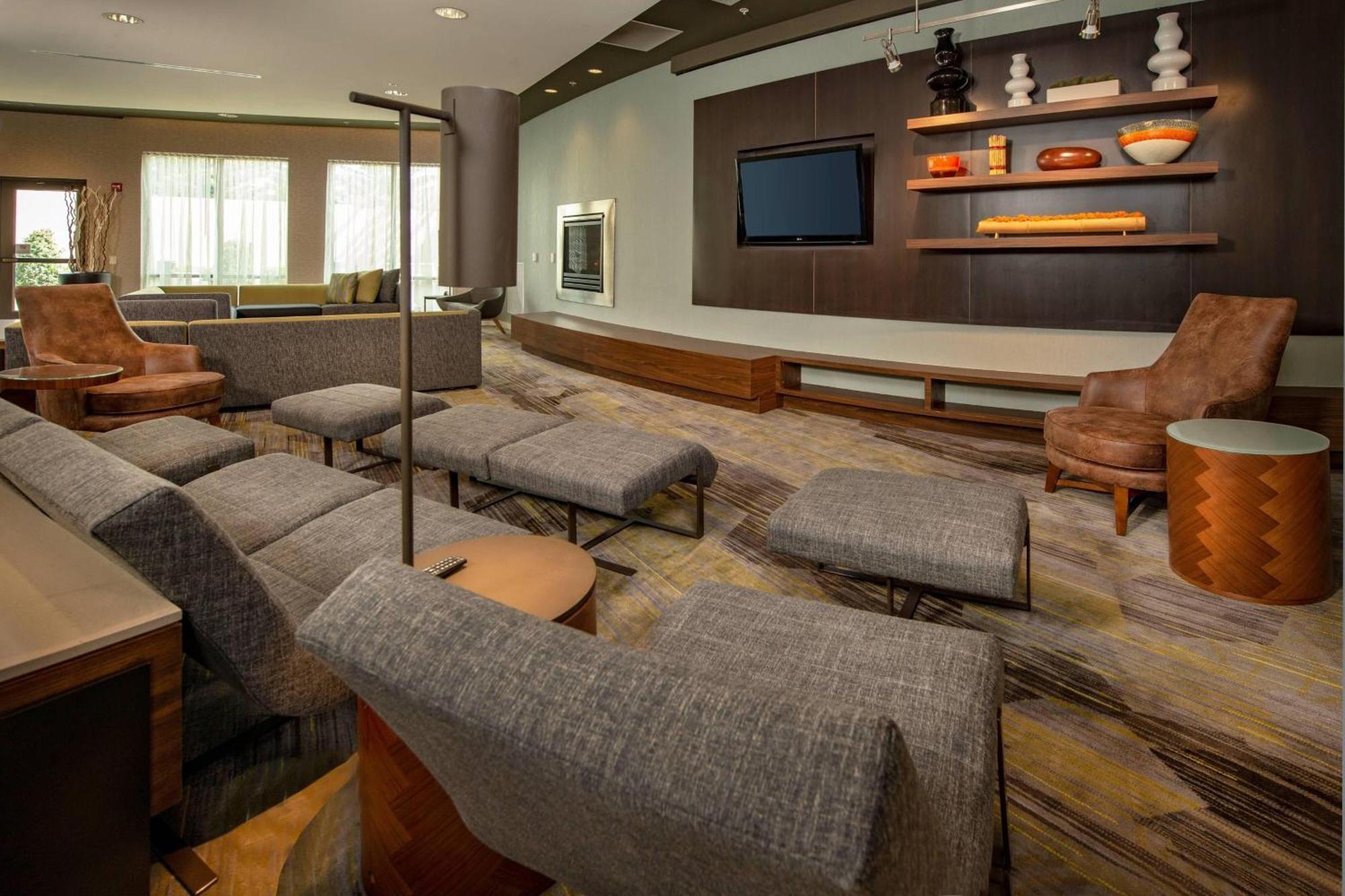 Courtyard By Marriott Hagerstown Hotel Екстериор снимка