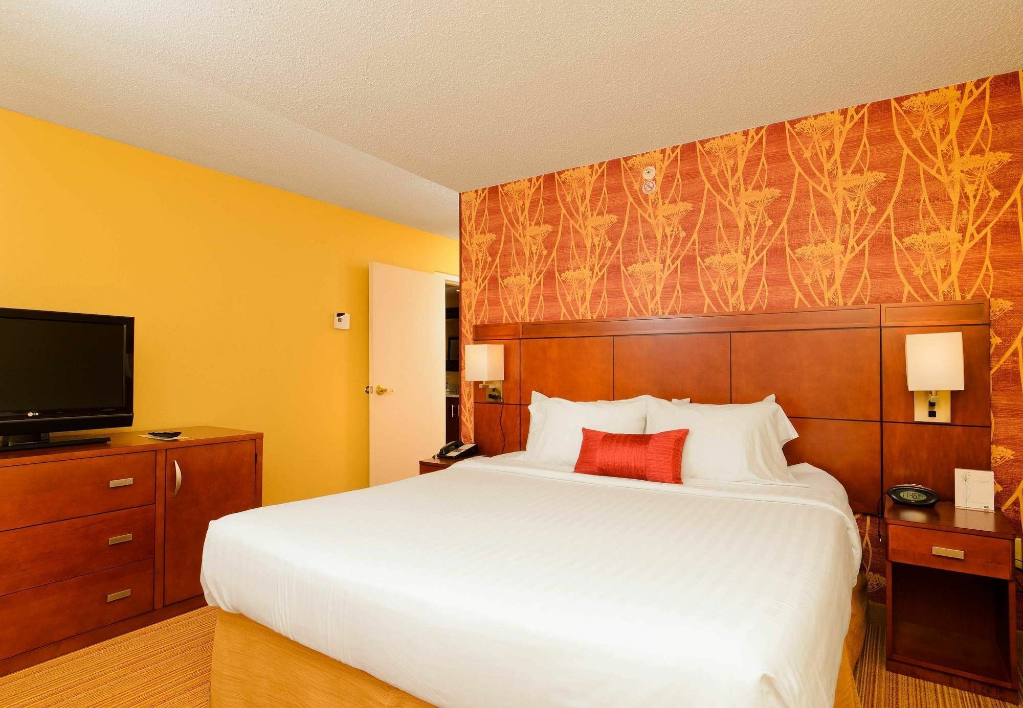 Courtyard By Marriott Hagerstown Hotel Екстериор снимка